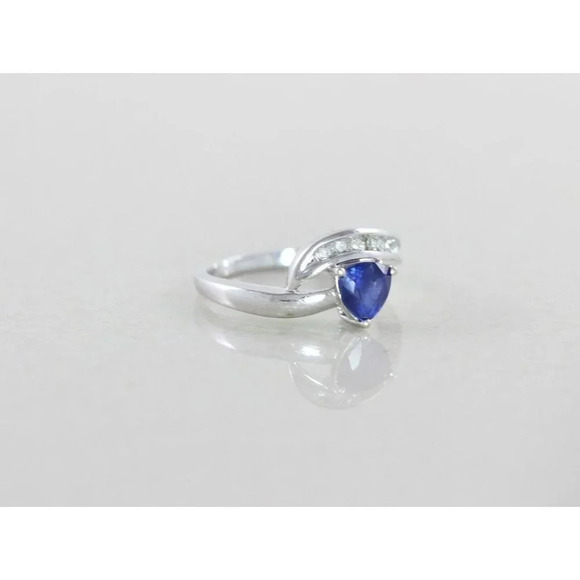 10k White Gold Lab Created Blue Sapphire and Diamond Ring Size 7 1/4 - Picture 4 of 9